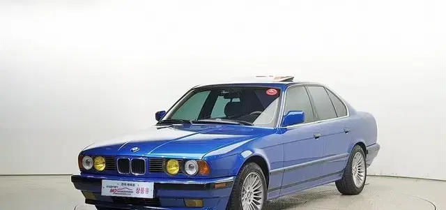 ウルトラレーシング フロントタワーバー BMW 5シリーズ E60 NU30 2003 ...